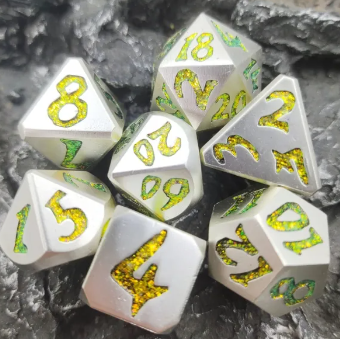 Metal Dice - Dragon Scale Font - Yellow