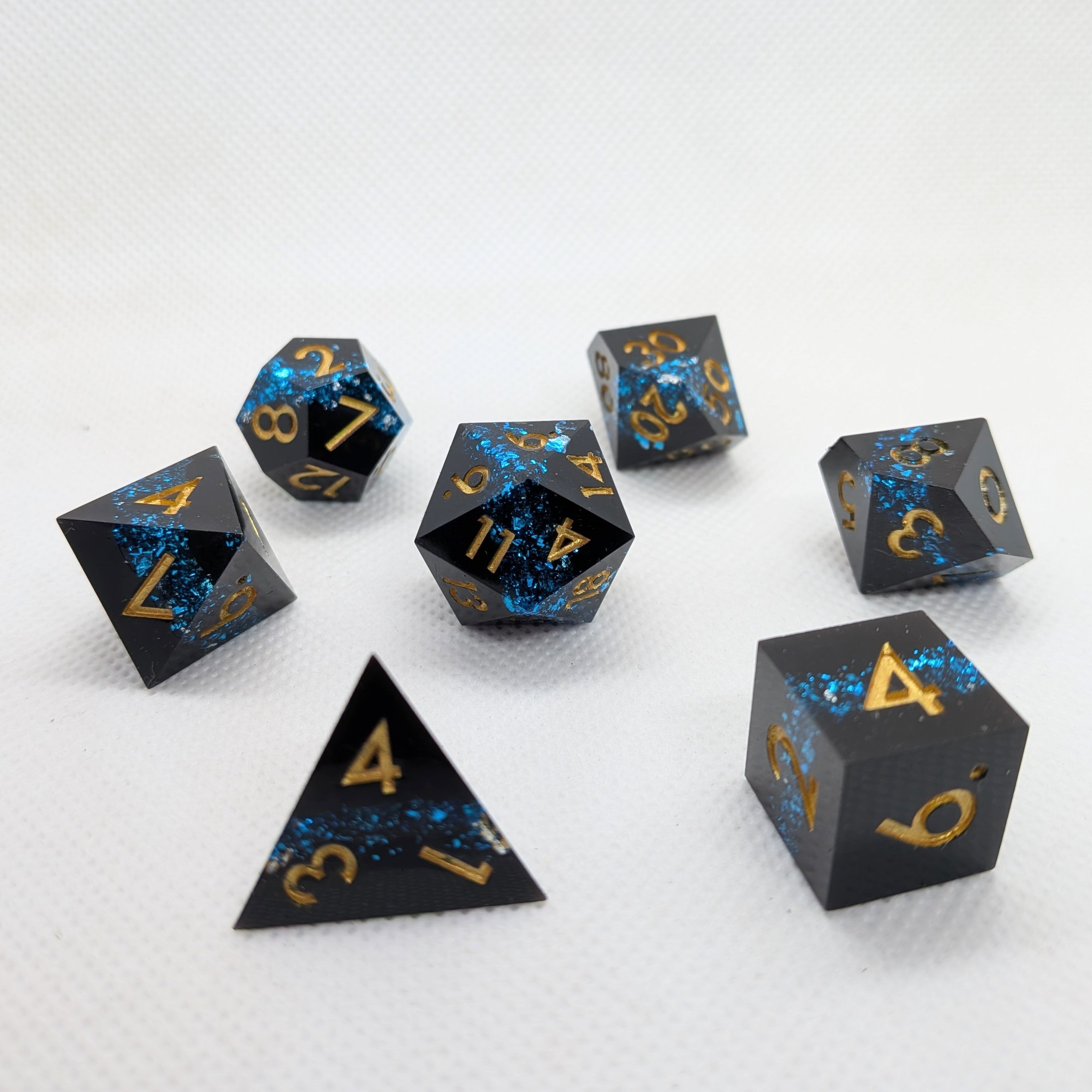 Sharp Edge Resin Dice: Cobalt Vein