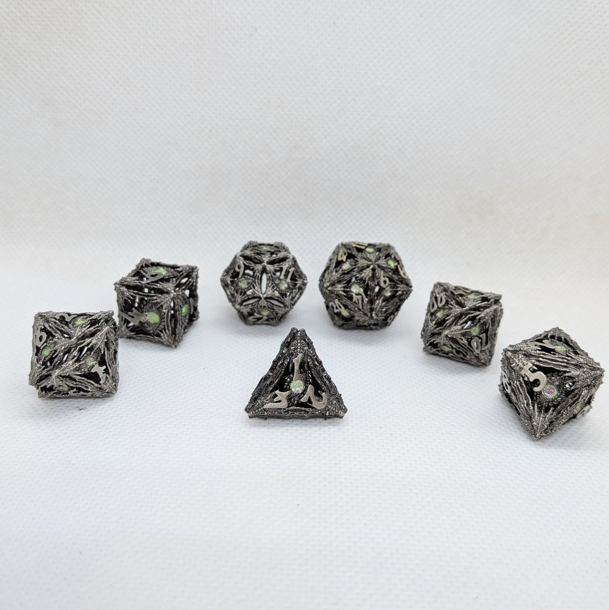 Dés creux en métal : Yeux de diable - Argent