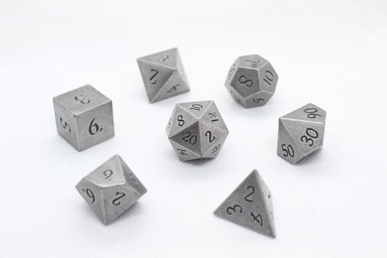 Metal Dice: Silver Engraved