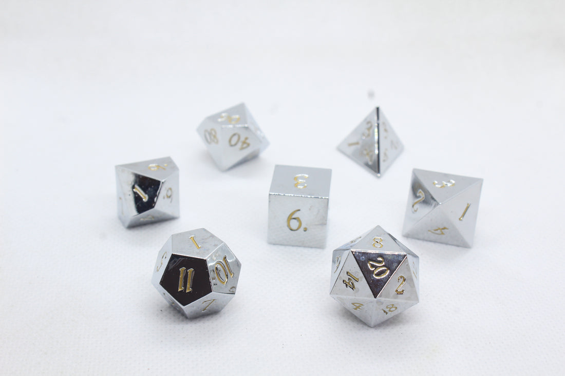 Metal Dice: Shiny Silver with Gold