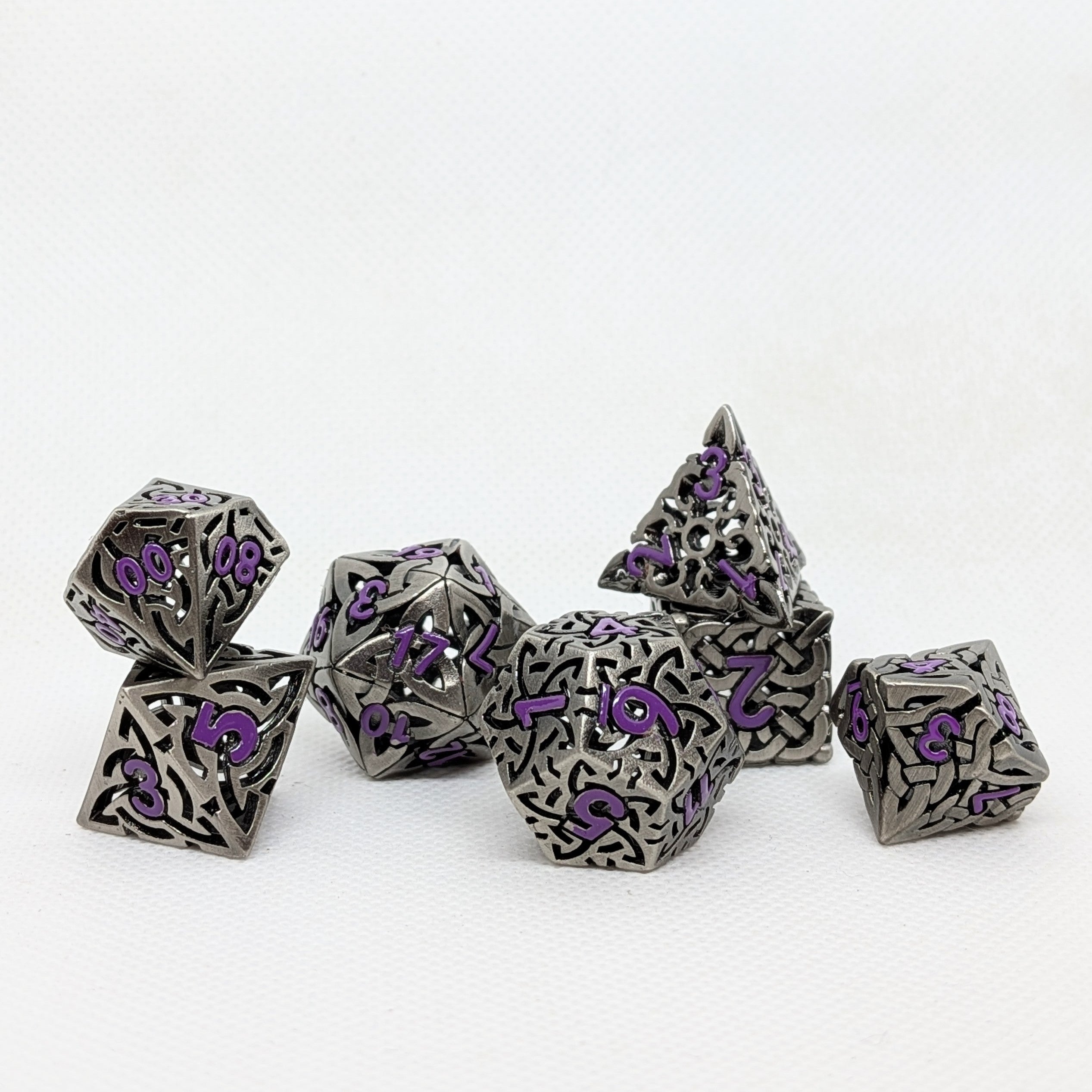 Hollow Metal Dice: Maze Dice Purple Numbers