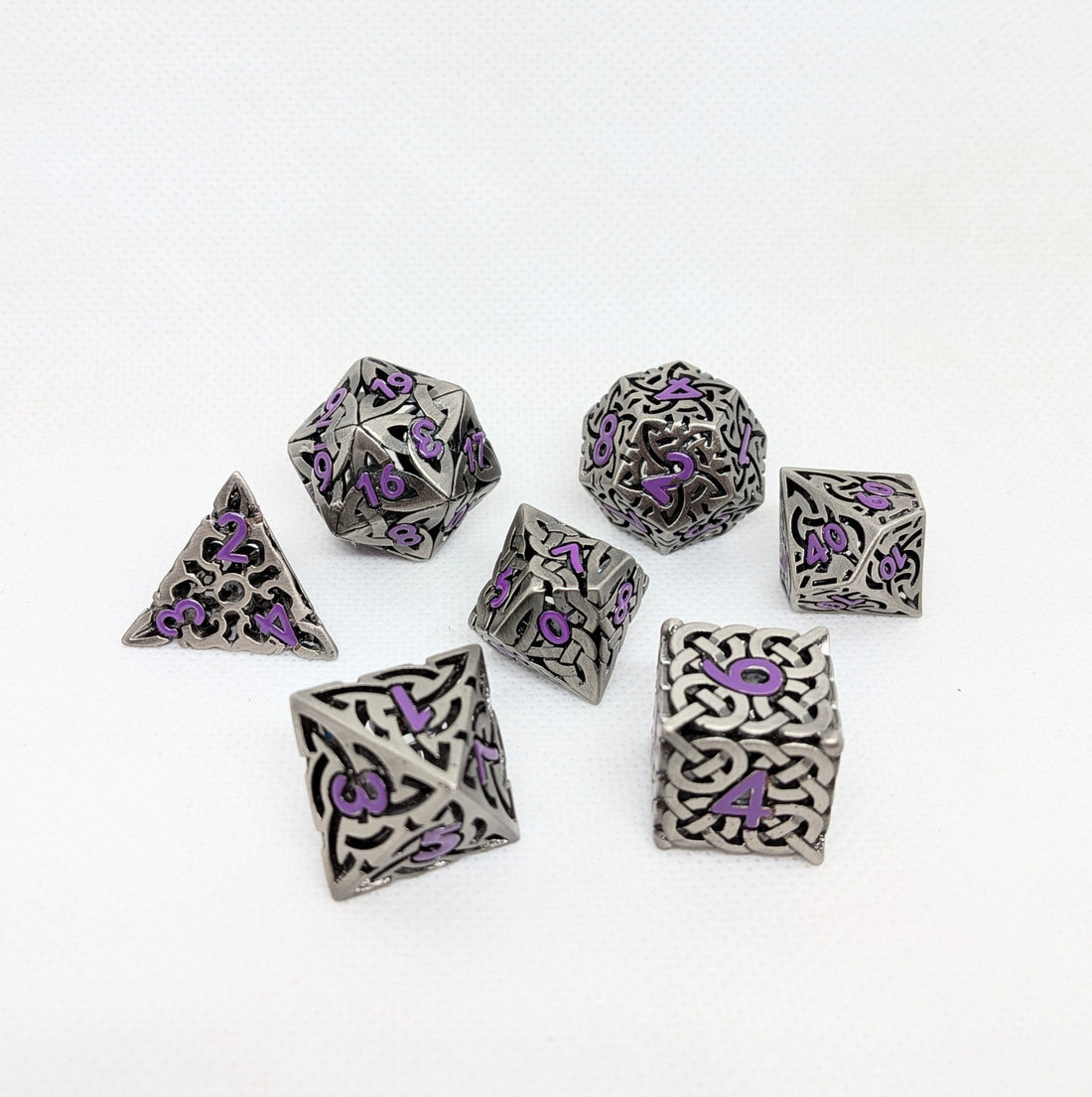 Hollow Metal Dice: Maze Dice Purple Numbers