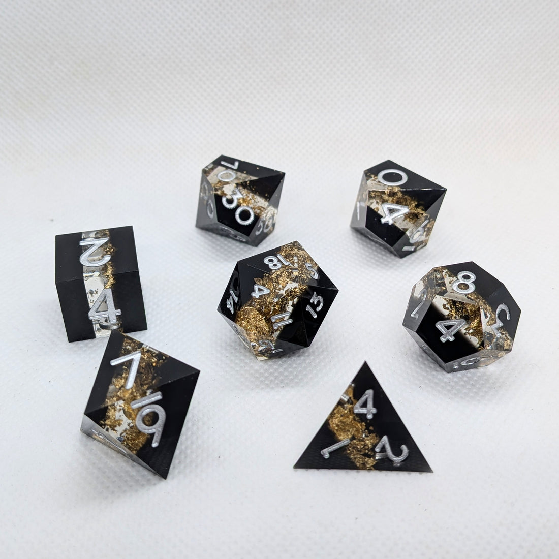 Sharp Edge Resin Dice: Gold Vein
