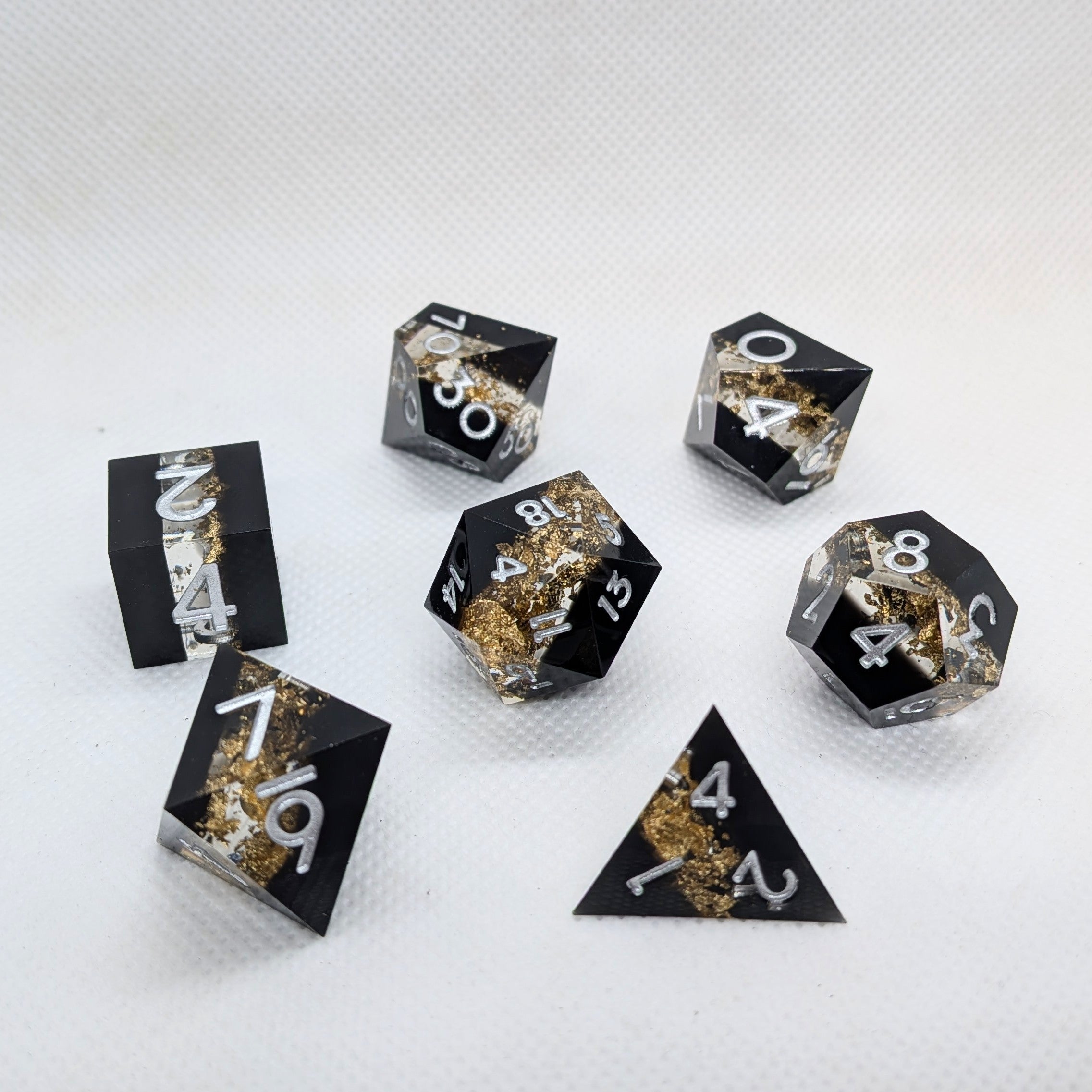 Sharp Edge Resin Dice: Gold Vein